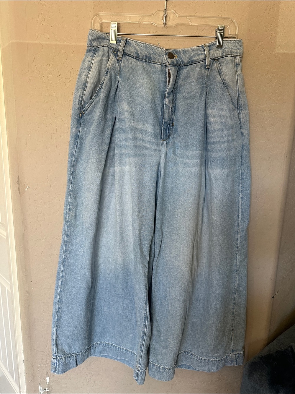Pilcro Light Blue Wide-Leg Jeans